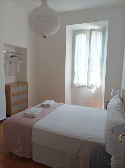 Nuova Casa Aprosio, Centrale E Vicina Al Mare Ventimiglia Eksteriør billede